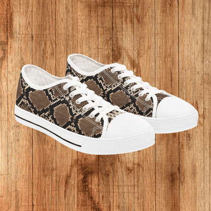 Sneakers Snake Design 