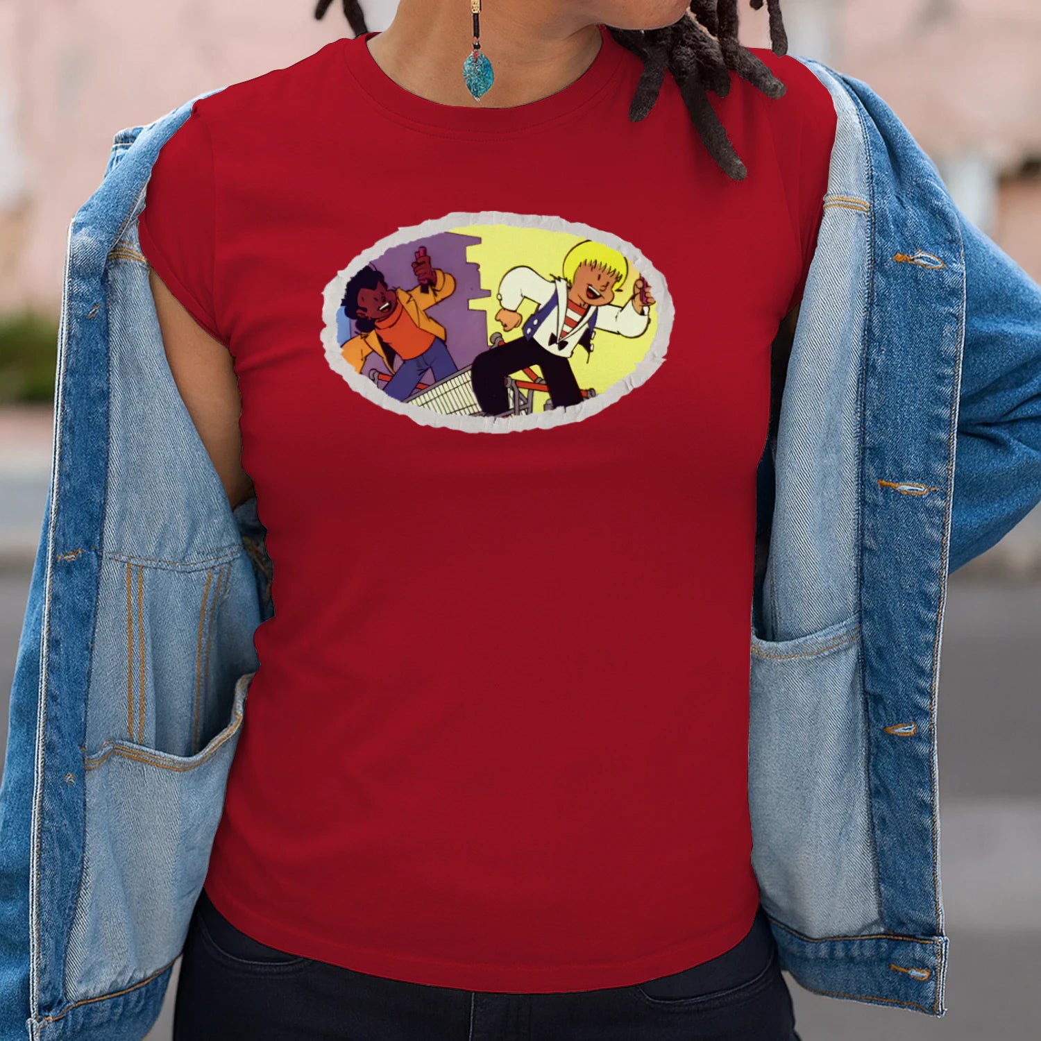 {"origin":"mayzing","colors":["Rood","Rood","Rood","Rood","Rood","Rood","Rood","Rood"],"sizes":["5XL","4XL","3XL","2XL","XL","L","M","S"],"isMainImage":false,"isCustomMockup":false}