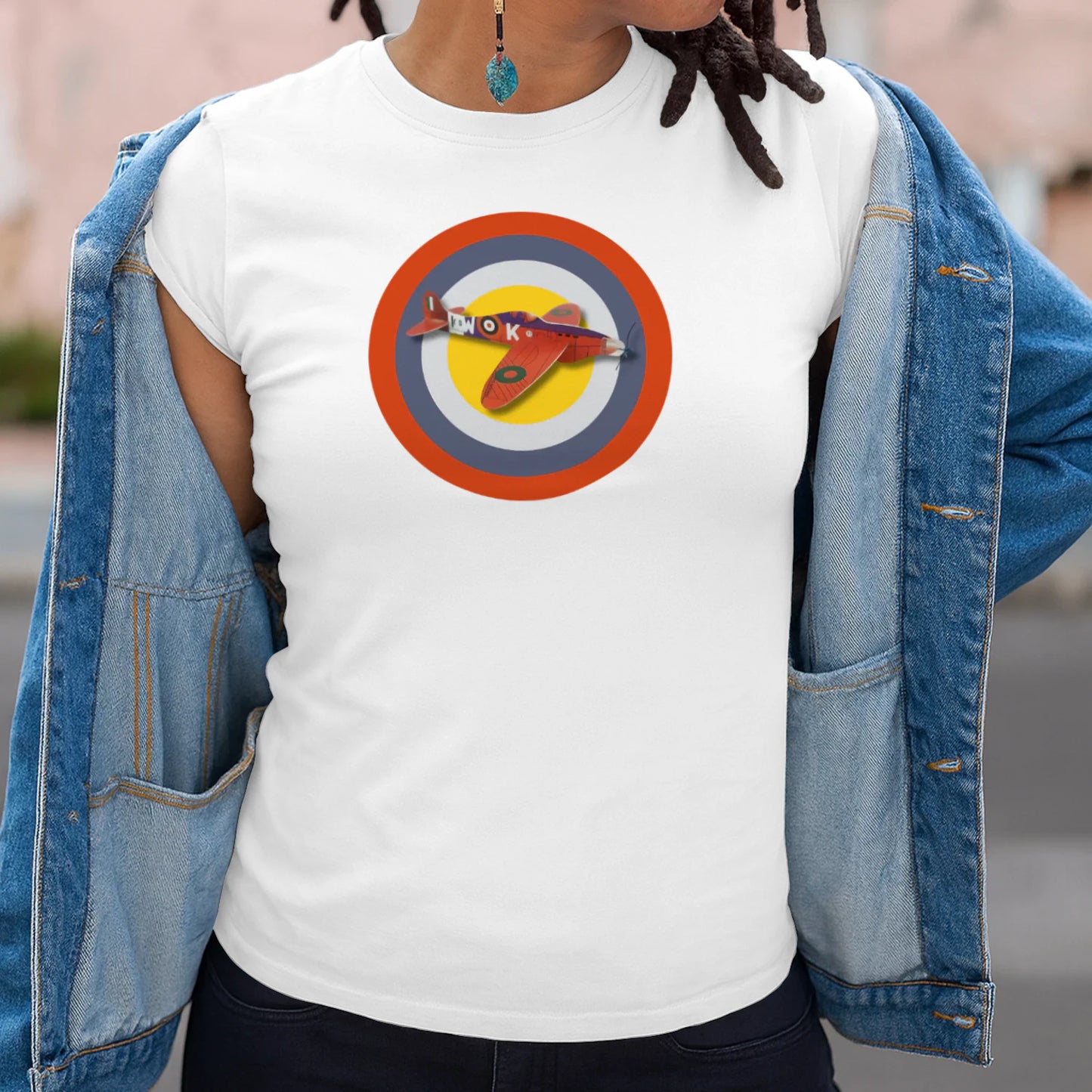 {"origin":"mayzing","colors":["Wit","Wit","Wit","Wit","Wit","Wit","Wit","Wit"],"sizes":["5XL","4XL","3XL","2XL","XL","L","M","S"],"isMainImage":false,"isCustomMockup":false}