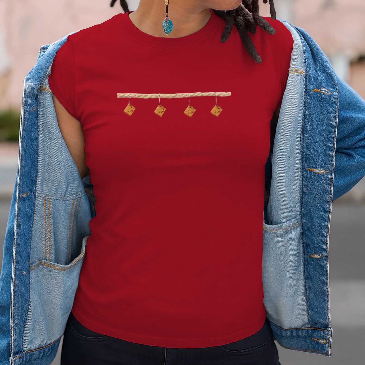 {"origin":"mayzing","colors":["Rood","Rood","Rood","Rood","Rood","Rood","Rood","Rood"],"sizes":["5XL","4XL","3XL","2XL","XL","L","M","S"],"isMainImage":false,"isCustomMockup":false}