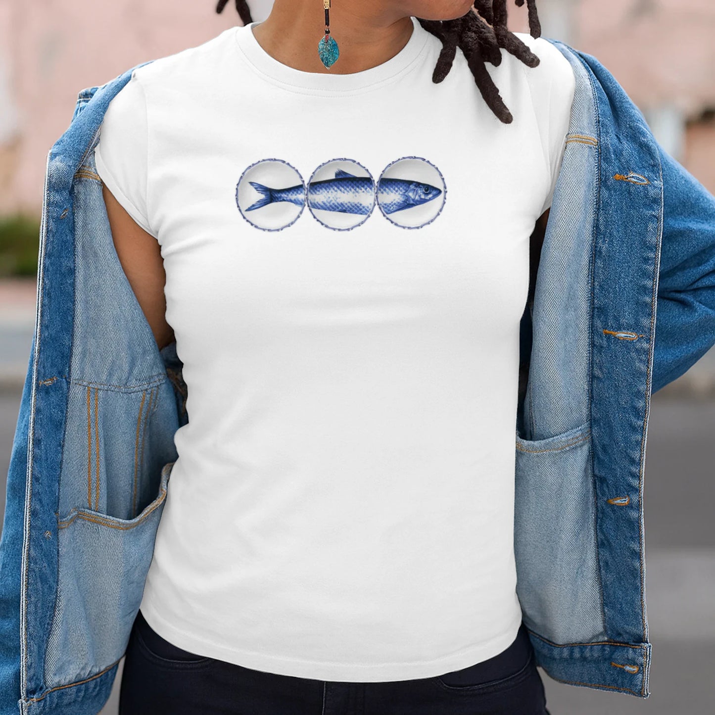 {"origin":"mayzing","colors":["Wit","Wit","Wit","Wit","Wit","Wit","Wit","Wit"],"sizes":["5XL","4XL","3XL","2XL","XL","L","M","S"],"isMainImage":false,"isCustomMockup":false}