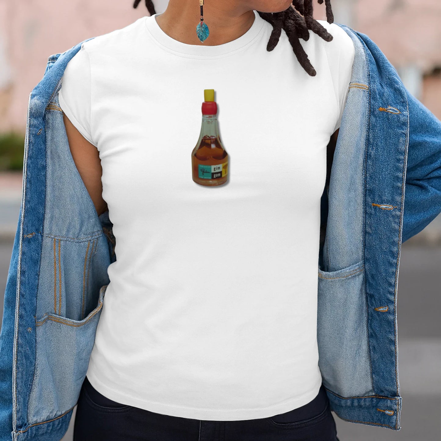 {"origin":"mayzing","colors":["Wit","Wit","Wit","Wit","Wit","Wit","Wit","Wit"],"sizes":["S","5XL","4XL","3XL","2XL","XL","L","M"],"isMainImage":false,"isCustomMockup":false}